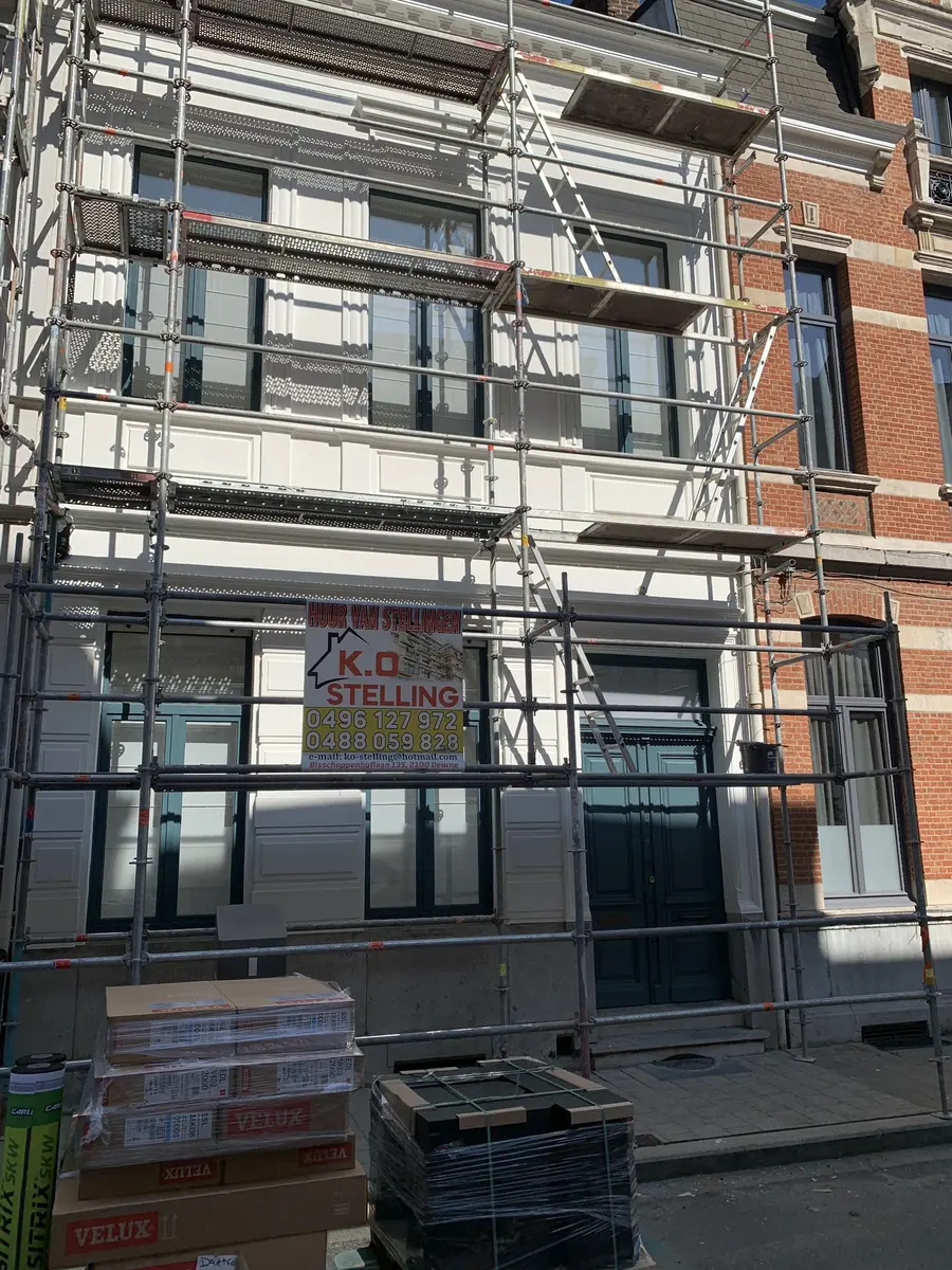 Gevelrenovatie in uitvoering